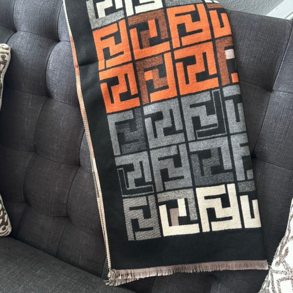 Source Unknown F Poncho Scarf Orange Black Multi OS - Picture 5 of 13